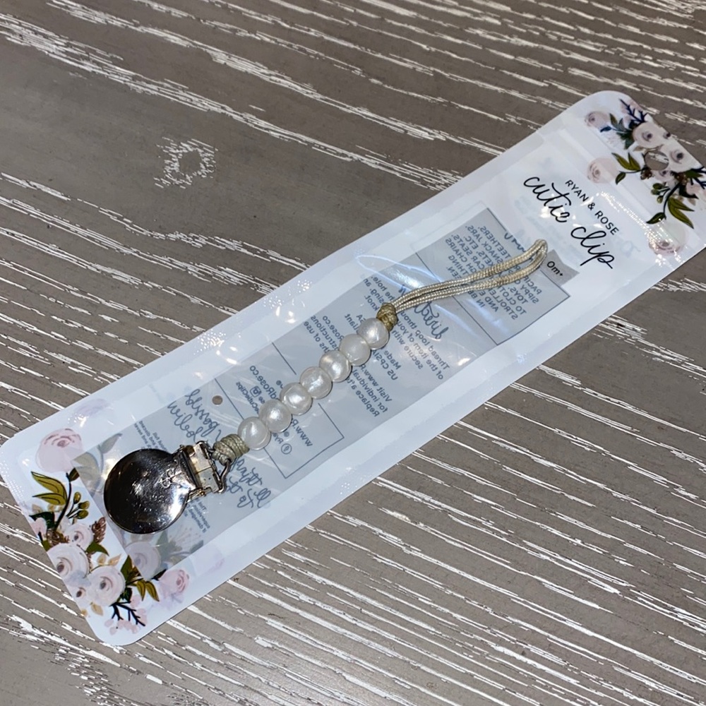 Ryan & Rose Cutie PAT cutie clip pacifier clip